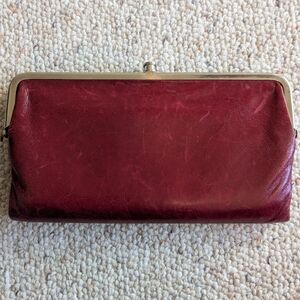 Hobo Lauren clutch in red leather
